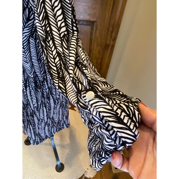 Catherine’s Blouse Long Top or Short Dress Plus Sz 1X Black & White Long Sleeve - Picture 4 of 10